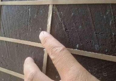 施工打樣仿石漆時需要注意什么